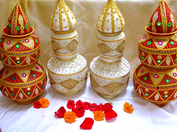 Wedding Kalash And Thali Decor indian wedding ideas