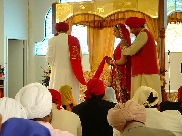 punjabi wedding bangles